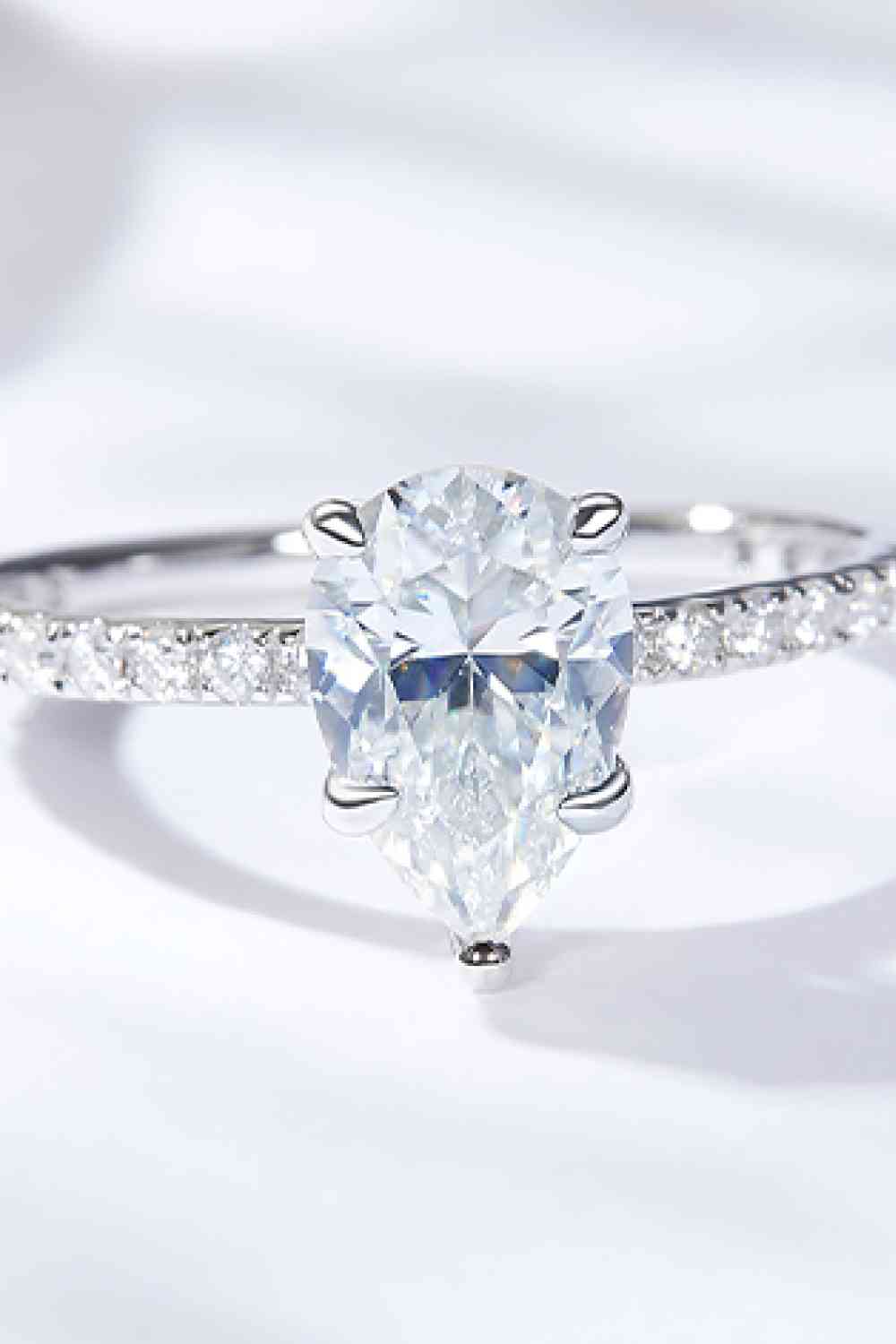 How to Create a Jewelry-Focused Blog That Converts Affiliate Sales