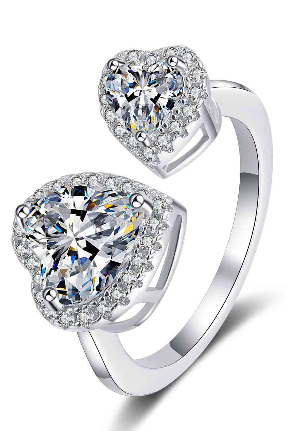 The Ultimate Moissanite Buying Guide: Everything You Need to Know